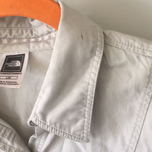 The North Face tan button down shirt - Picture 6 of 7